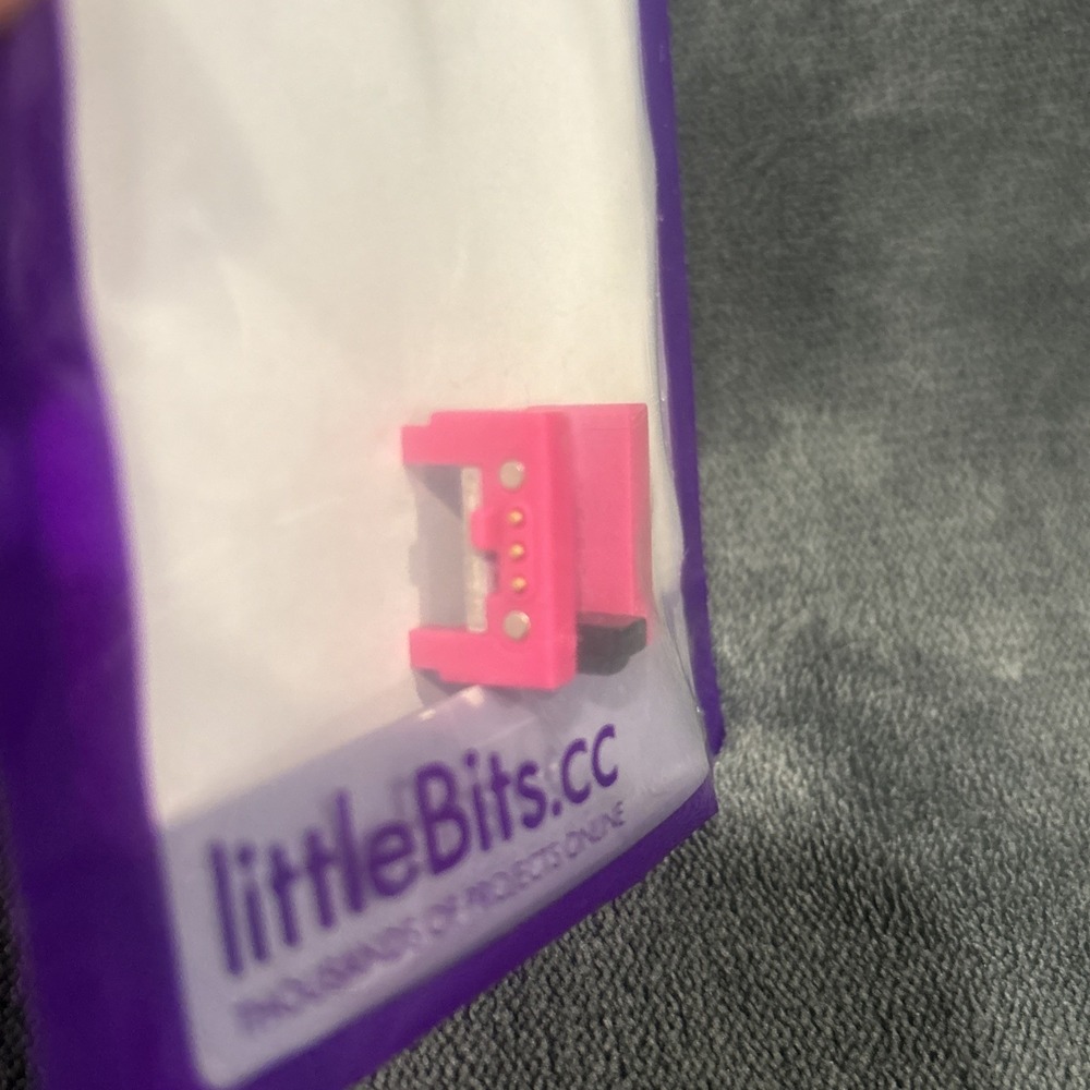 Littlebits Electronics Remote Trigger‎ i7 - Picture 3 of 4